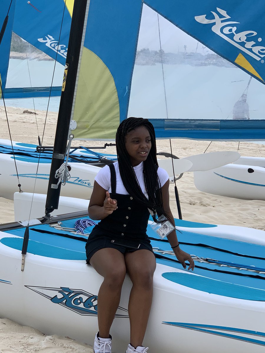 coach_clai's tweet photo. Happy 16th birthday to the princess of hearts ♥️ @leah_latrese ! You already know how it’s going down! #girldad #myangel #spoiledrottenprincess https://t.co/WxBovsl8qS