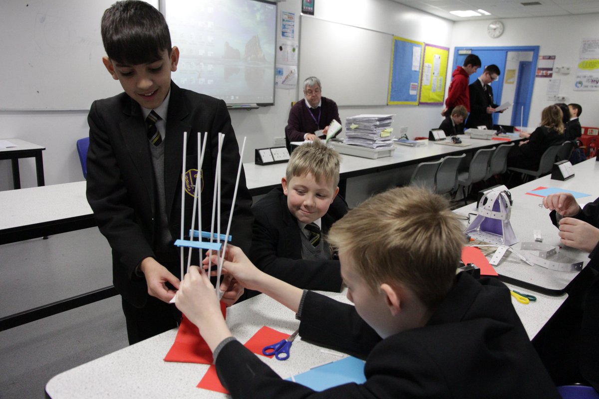 BBEC1's tweet photo. Year 7 have thoroughly enjoyed their Science Week sessions in STEM. Special thanks to Mr Hussain for arranging these! #STEM #ScienceWeek2020 #weareBDAT #bbec1 https://t.co/4oma2wppDI