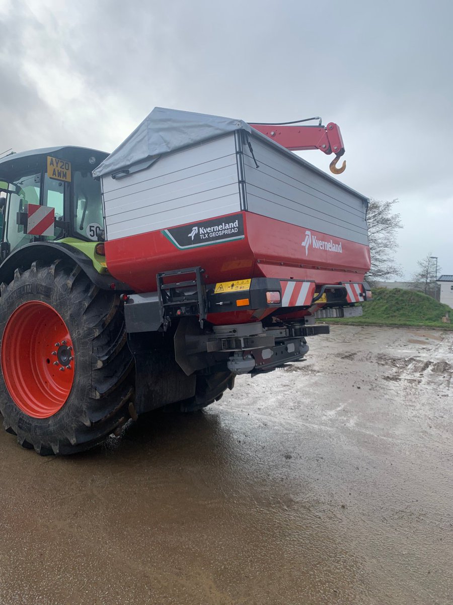 VincentTractors's tweet photo. A @Kverneland UK TLX 1875 Pro Geospread being delivered in West Cornwall recently, fully isobus ready with section control and weigh cell technology its the key to spreading as efficiently as possible. Also available with 0% finance! #Kverneland #agriculture #geospread https://t.co/muulNWw7O3