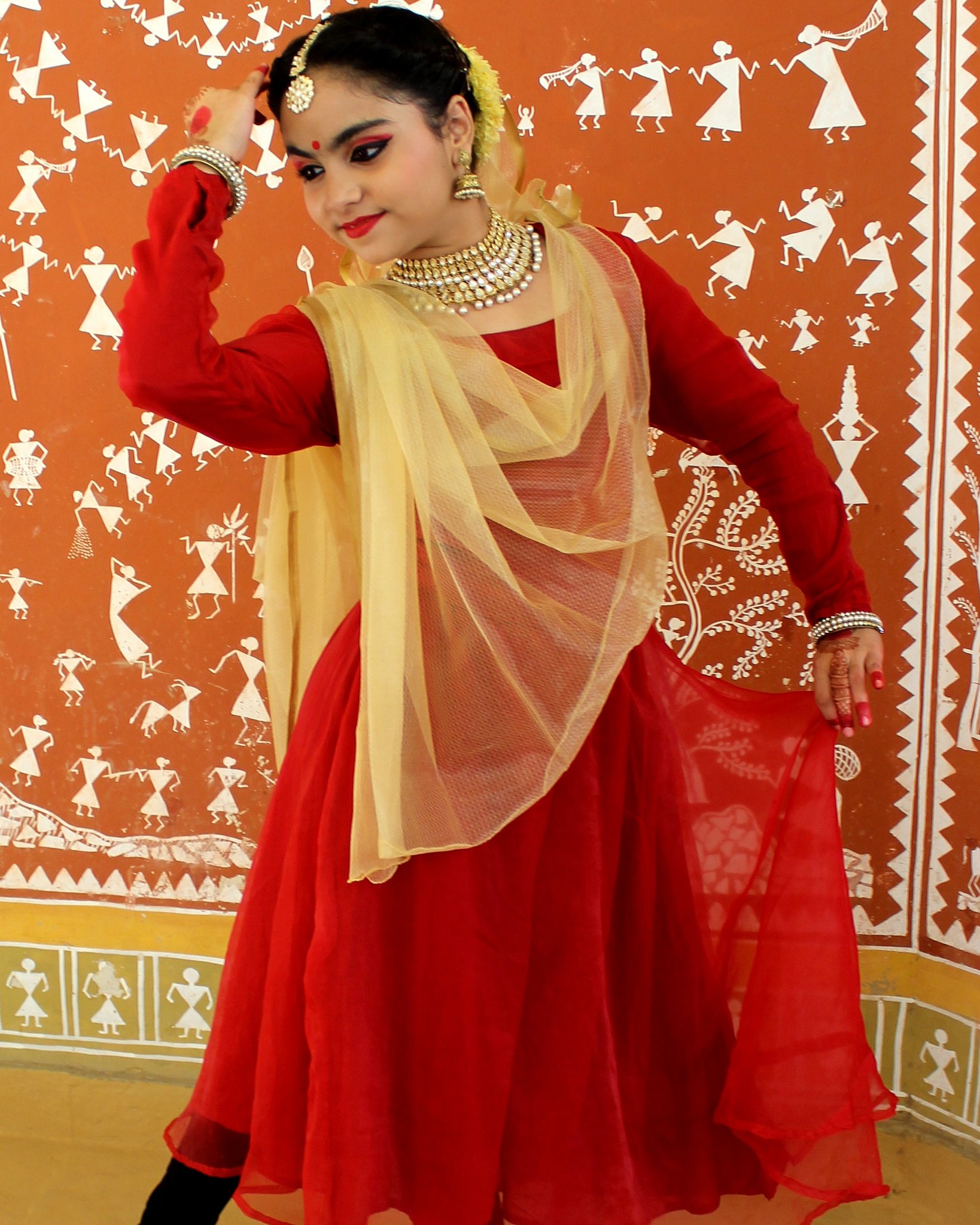 Vriti Gujral on Twitter: "Dance is for everybody. I believe that the dance came from the people and that it should always be delivered back to the people. #kathakworkshop #kathakdance #kathak #kathakdancers #