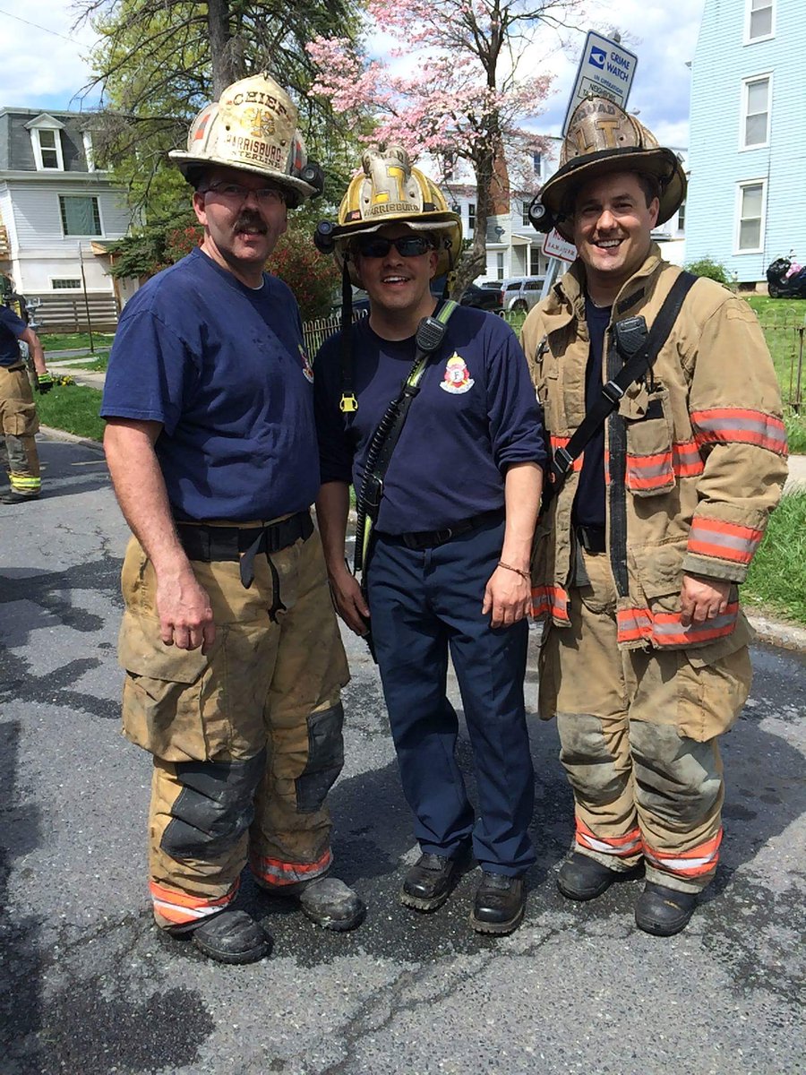 HbgCaptain's tweet photo. It's been 3 years since you were taken from us...the most challenging day for so many in our department, the effects still felt today.  We will forever remember and be thankful for all #LtDeVoe #401 did for us....we are much better because of your #leadership and #workethic https://t.co/hiH2rBk2ZL