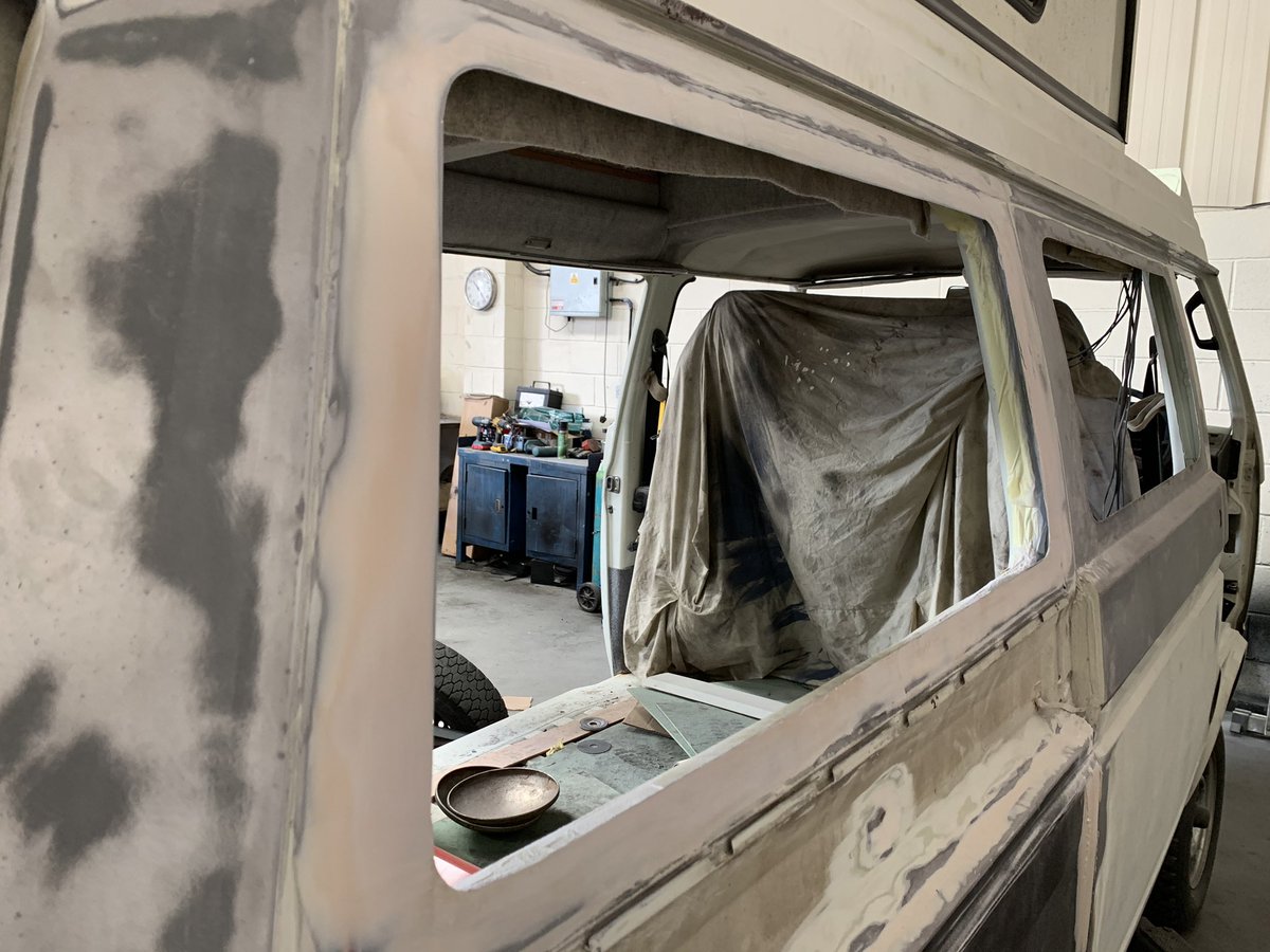 campervanfixers's tweet photo. Final stages in sight on the T25... rear window surrounds welded (which often gets bodged) https://t.co/UH515MvaeL