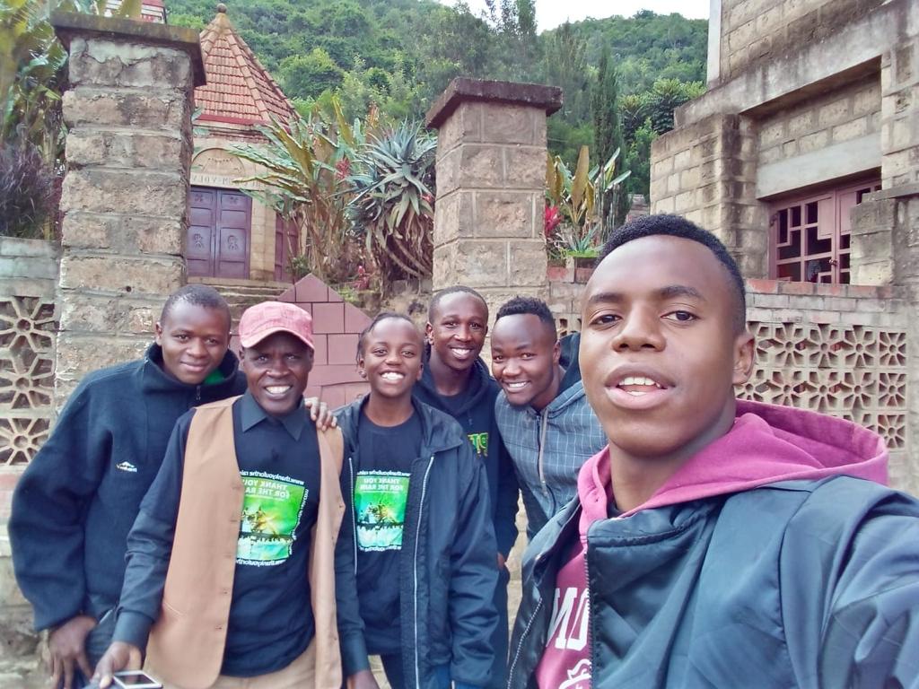 KisiluMovie's tweet image. Starting this week, keep checking here on how Kenyan students will be debating motions on Climate Change using #Thankyoufortherain film. First debate at Otok Secondary School, Homabay County on Friday, 13th March organized by @campdevoices