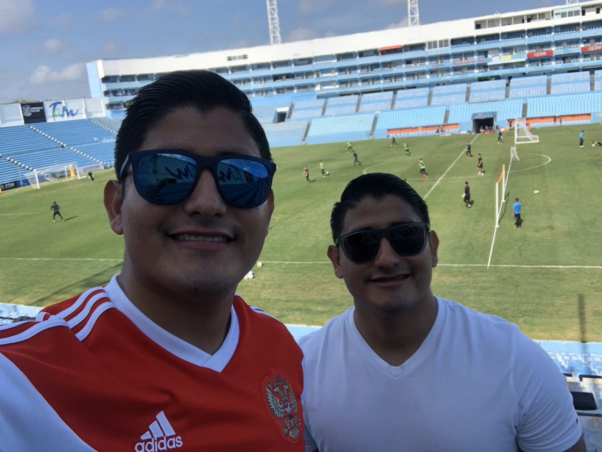 QUE PASA NENES ✌🏻😎🦀🏟 

Saludos desde el entrenamiento del @TMFCoficial en el glorioso <a href="/EstadioTAM/">🏟 Estadio Tamaulipas</a> .

SÚBANSE AL BARCO 🚢🦀

#MeInformoConLosKamas
#JaibaBrava #Tampico #Madero