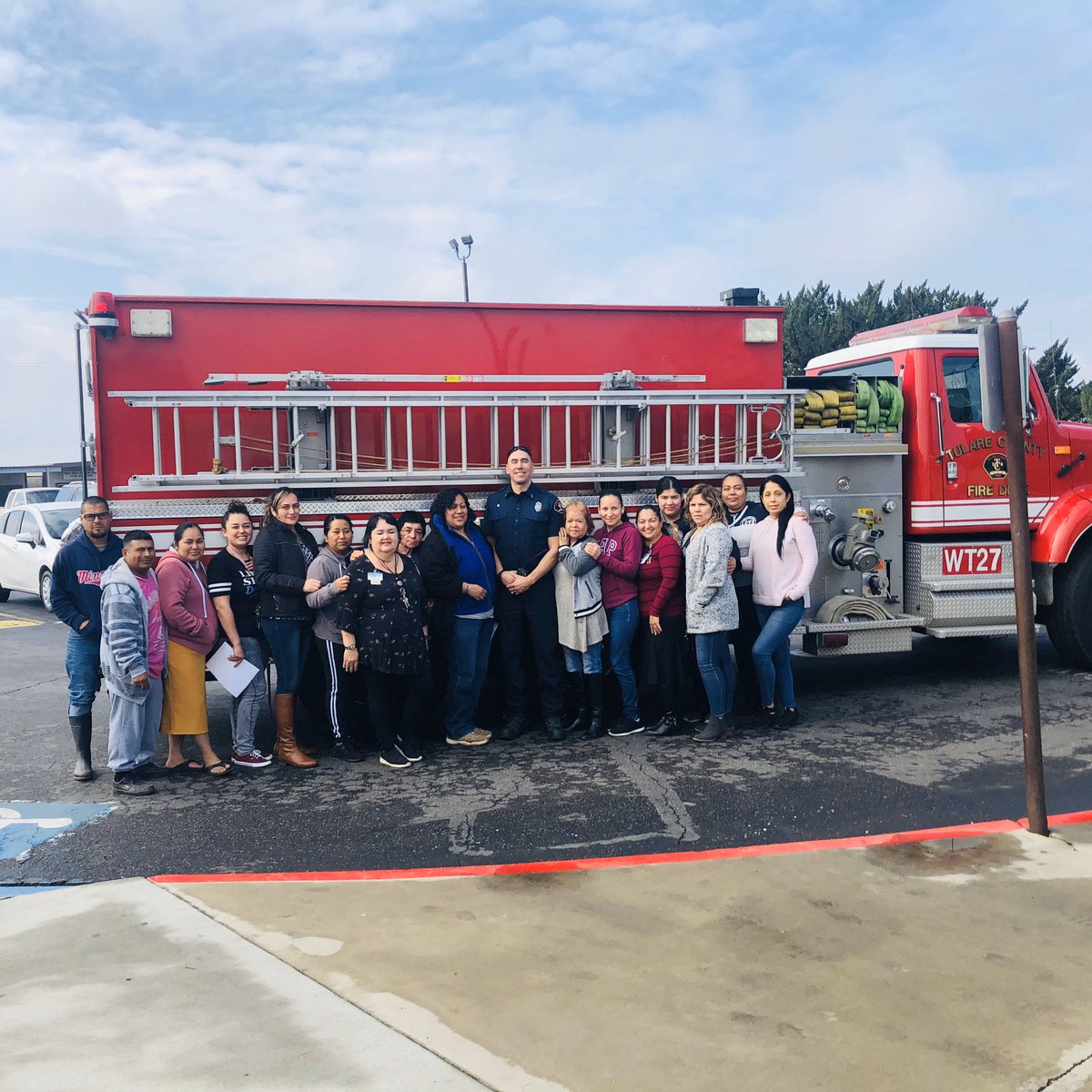 FrcPixley's tweet photo. Pixley Tulare Fire Department shares information regarding fire safety and family plans in case of fires in the home. Thank you @PixleyUSD https://t.co/wE94kVHuBC