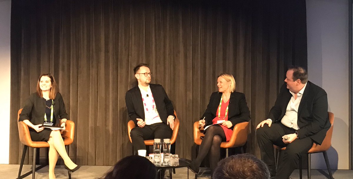 Just_JaneyC's tweet photo. How can the #housingsector ditch its 1990s comms approach? Thanks @gregbeales ๐ for the challenge. Campaigns need to be led by authentic voices, ditch the jargon and donโt lead with an economic argument or crisis talk as people donโt engage suggests @AbigailSPaul #NHFComms https://t.co/tpMH1Ye2Om