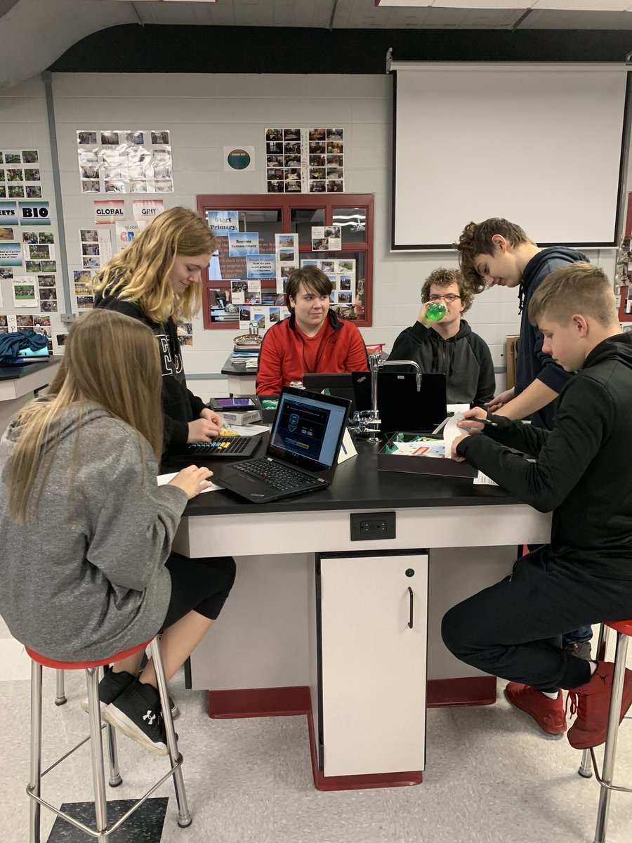 Kels_Wertz's tweet image. @DeKalbHS @DeKalbNT #WorldBio students explore game strategies and features of existing games in order to help brainstorm ideas and strategies for their own #MutationInvasion game! #WeAreDeKalb