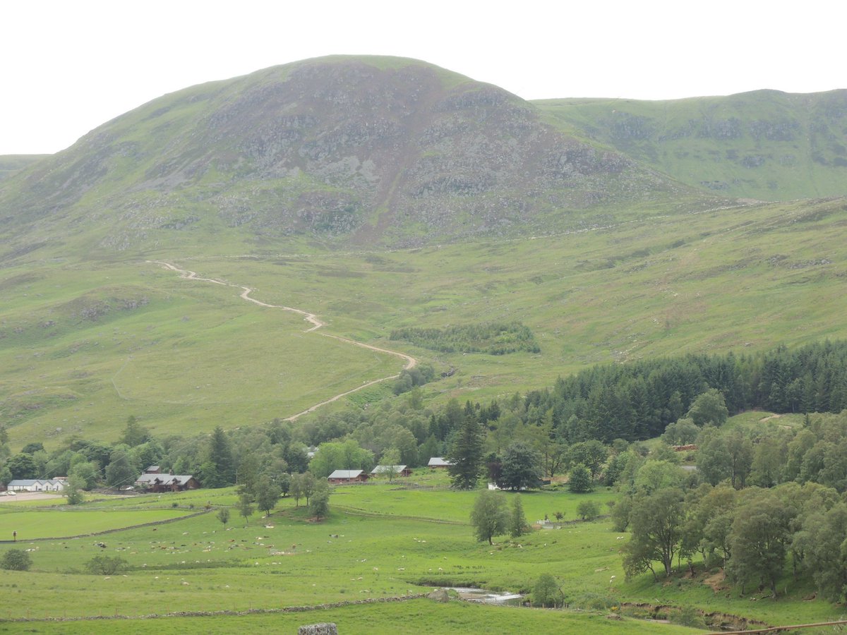 ScotLINK's tweet photo. Welcome news! Campaigners hail ‘landmark’ decision over unauthorised #hilltrack in Glen Clova https://t.co/RmDFfyVz04 📸J Neff https://t.co/jNTxICl1iD