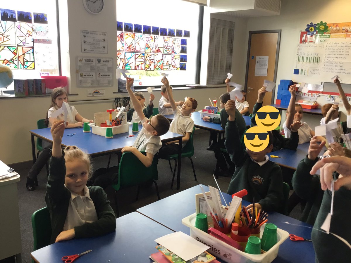 TGPS_NorthLincs's tweet photo. 4C have investigated which variables effect the speed at which a paper helicopter falls to the ground. #BSW20 #TGPSScience #TGPSYear4 #TGPSWorkingscientifically #TGPSSTEM https://t.co/7hA8uUF3aC