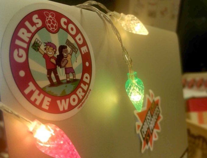 CoderDojo's tweet image. Who would like some of these awesome ‘Girls Code the World’ stickers for their Dojo? 🙋🏻♀️🙋🏽♂️🙋🏼
Simply nominate an inspiring female volunteer (or a super person who supports girls) for Volunteer of the Month! 💜
coderdojo.com/2020/01/10/lau…
#IWD2020 #CoderDojoVolunteer