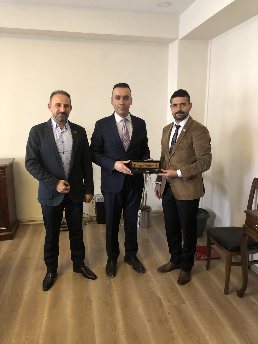 Batman vali yardımcısı sayın  @mekanceviren i ziyaret ettik Gündem ve STK konulu görüş alış verişinde bulunuldu sayın valimiz e teşekkür ederiz misiad Batman yönetimi adına <a href="/hisretoglu/">NAMET HİSRETOGLU</a>