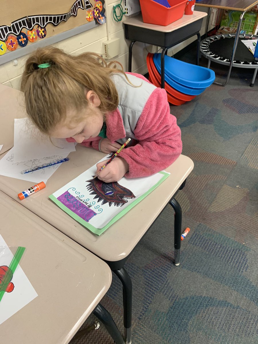 KolbClass's tweet image. Fancying up our writing for publishing! #gpgatorleaders