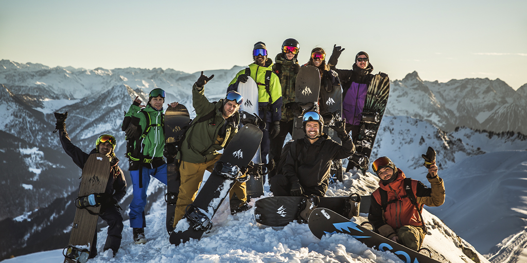 AllConMedia's tweet photo. Moments spent in the #outdoors learning from true greats like @jeremyjones don’t happen every day.

That's why we handpicked @Tris_Kennedy and @shhhaddad to join us earlier this year with the man himself deep in the Austrian Alps.

Read more about the trip in the thread below. https://t.co/bekTPSIDYx