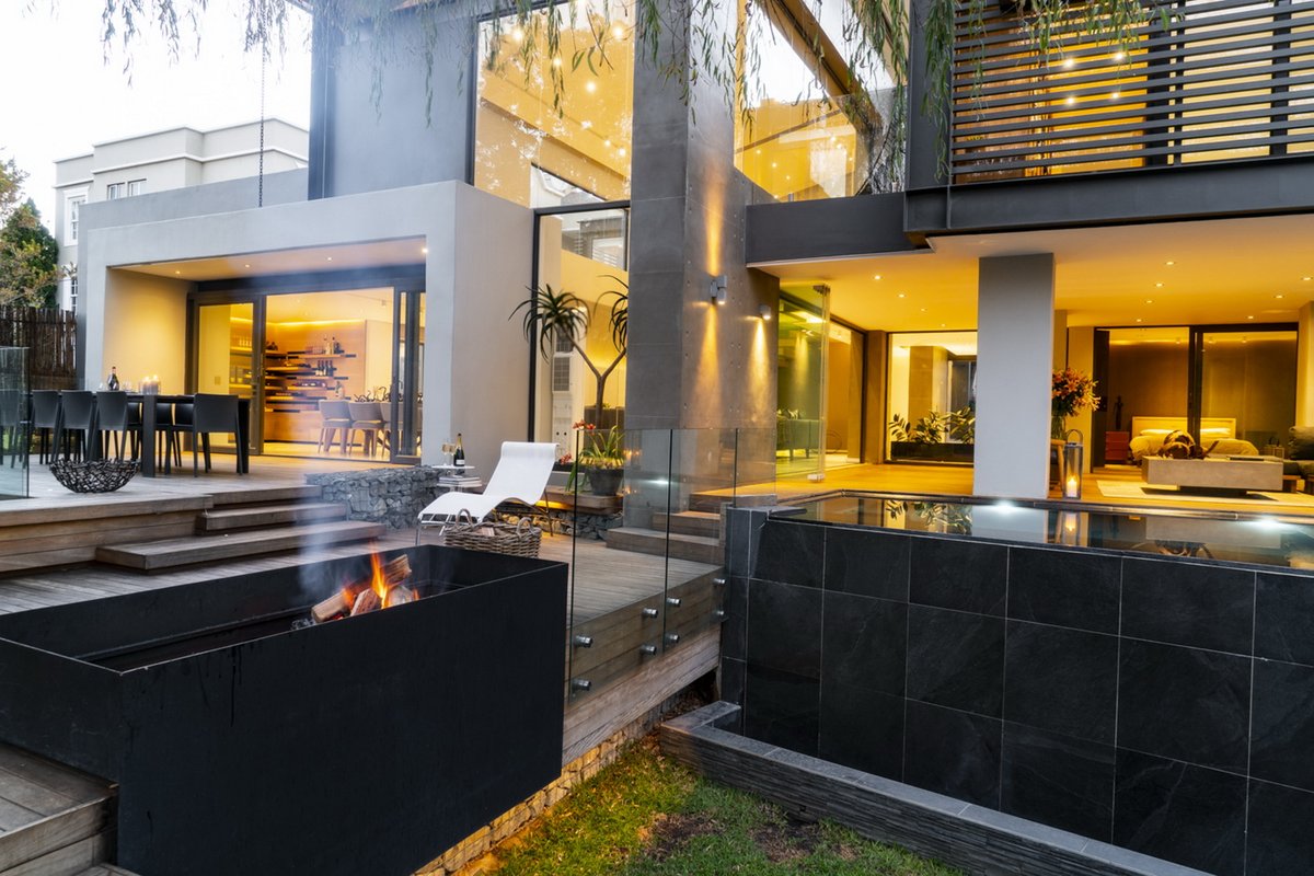 NvdMArchitects's tweet photo. House in Sandown
Nico van der Meulen Architects | M Square Lifestyle Design & Necessities
Read More Here >>> https://t.co/NMbjOuc4Sv
#light #steel #concrete #design #architecture #exterior #luxuryhome #dreamhome #buildmyhouse #nvdma #msld #entertain #inside_outside https://t.co/AHrEs6pKcW