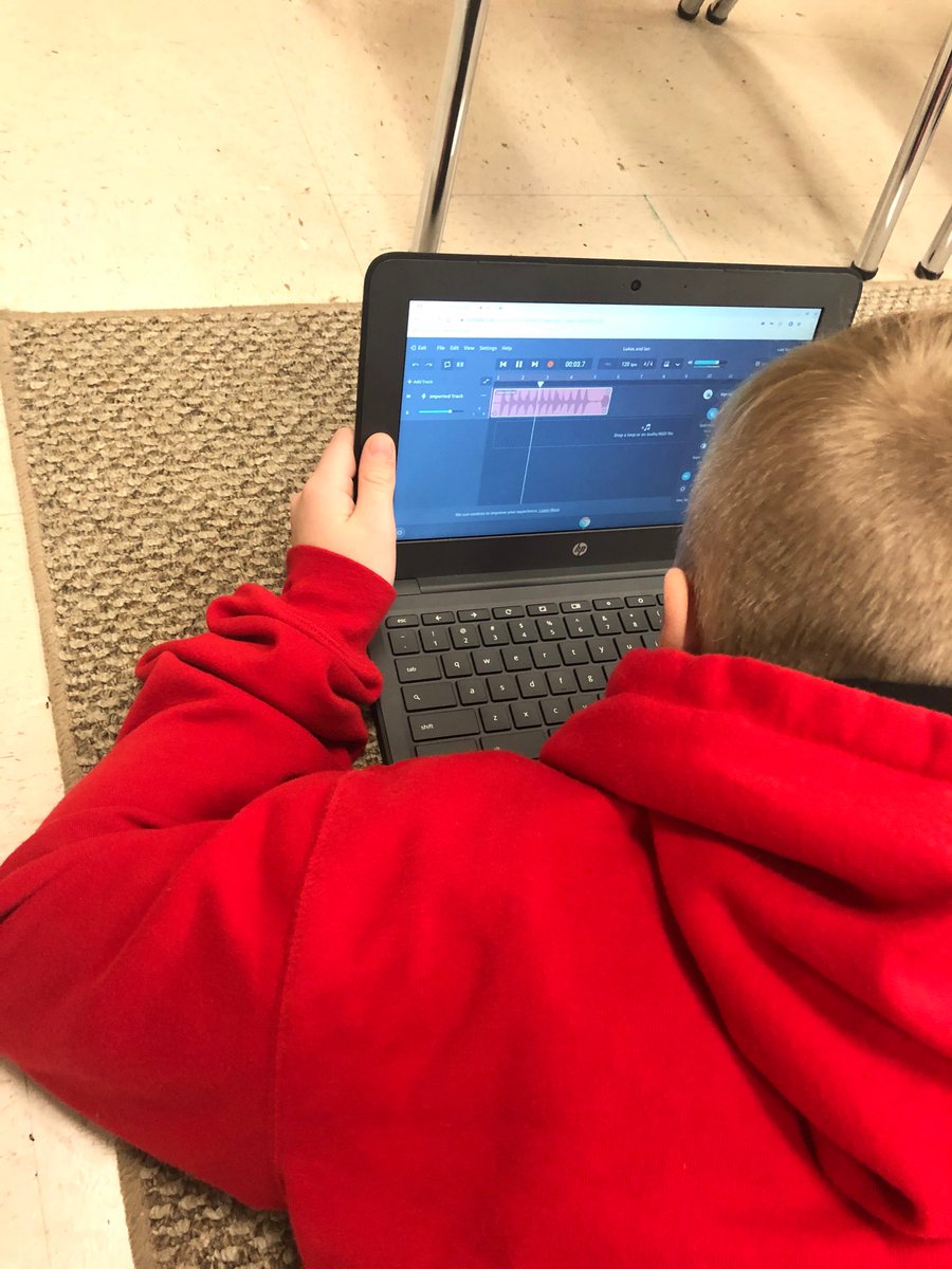 TrinityWestMus1's tweet photo. West Fifth Graders are editing their own music using BandLab programs! https://t.co/8PR85MaXav