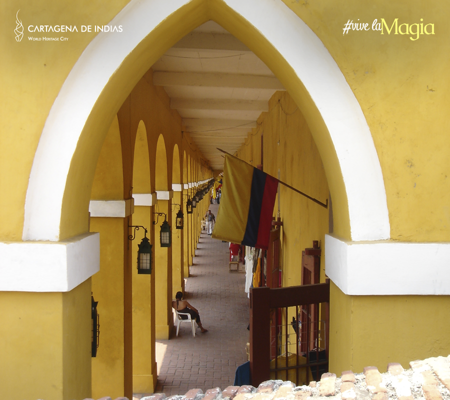 Cartagena es tradición, cada uno de los rincones del Centro Histórico no regalan historias que nos atrapan. ¡Ven y descúbrelas!
 
#ViveLaMagia #LiveTheMagic #Cartagena #Colombia #Travel #Viajes #traveling #travelblogger #fotografia #paisajes #arte #traveler #viajerosporelmundo