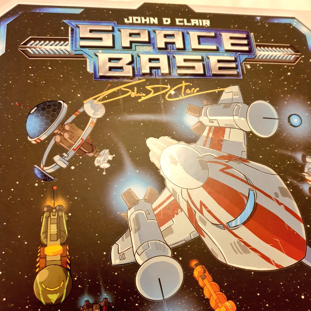 MeepleU's tweet image. Signed copy of #SpaceBase by @JohnDClair 😍
@alderac