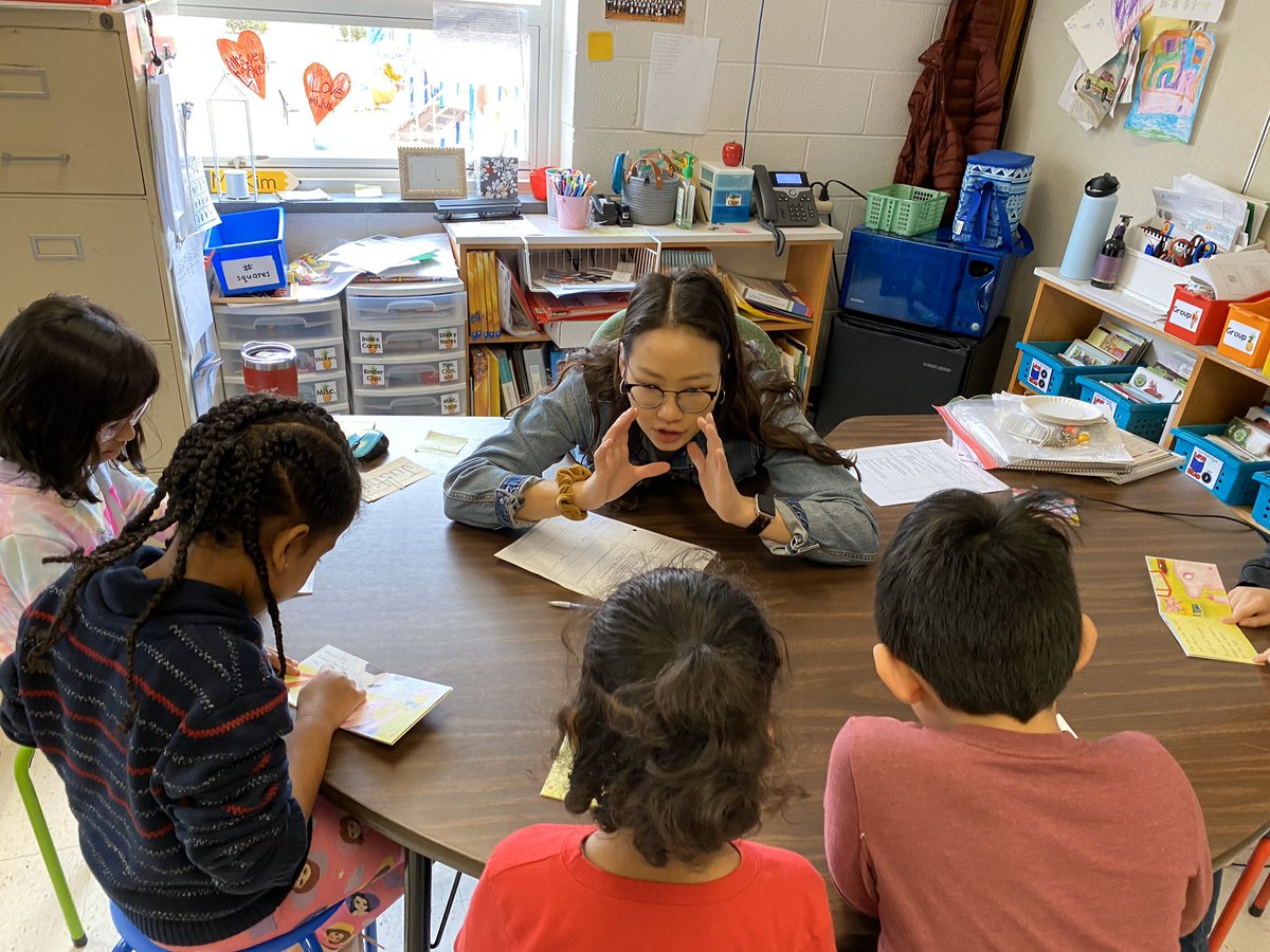 GraceKChoi's tweet photo. So amazing to watch these Kinders and first graders take on new learning and grow as readers because of the explicit and responsive instruction from their teachers! It’s been incredible to see both students and teachers soar during coaching cycles! @Herndon_ES #FCPSLitCollab https://t.co/5dc8JyyLvu