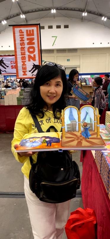 phanglilian's tweet photo. Ayo koleksi Buku Ajaib yang disukai anak-anak di @BBWBooks_ID #MomenBukuAjaib20 
#FOTODIBBWJAKARTA2020 https://t.co/l0VXx1cvAE