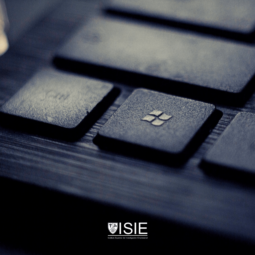 ¿Sabéis como triunfaron Bill Gates, Michael Jordan o los Beatles? En el  blog de ISIE hoy os explicamos en qué consiste la teoría de las 10.000 horas.
isie.es/teoria-10-000-…
#isieexcutiveeducation #isierevolution