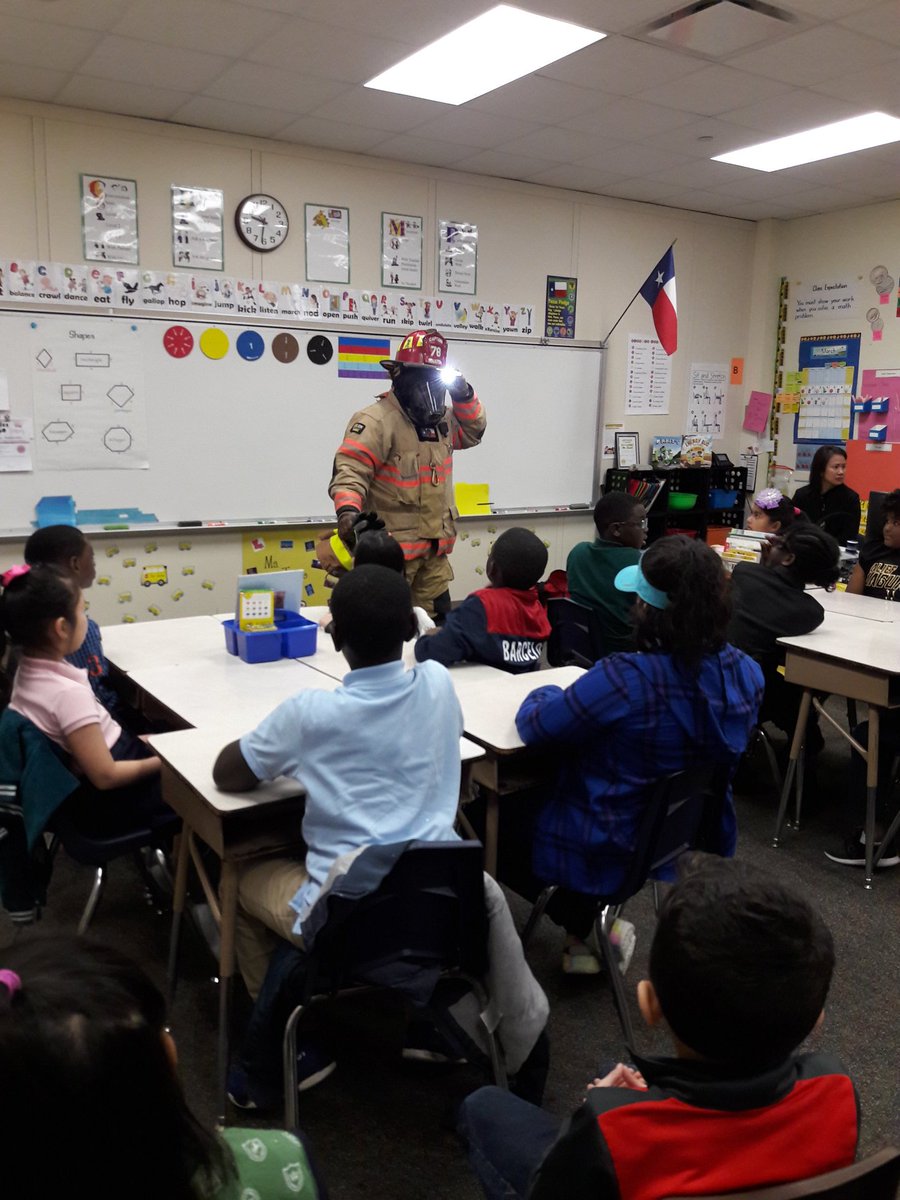Captain David Howard came to Hearne to share that firefighters save more than homes... they also save lives.
<a href="/hearnehusky/">Hearne Elementary</a> 
<a href="/BrannonJacobs/">Gala Jacobs</a>
<a href="/HoustonFire/">Houston Fire Dept</a> 
<a href="/jones_cnjones/">Catrina Jones</a>