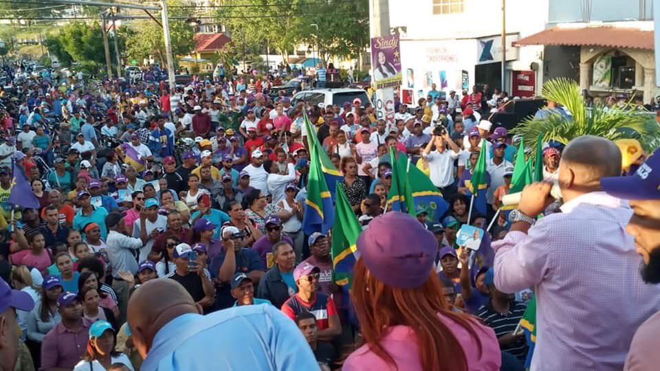 KeniaPresente's tweet photo. Tod@s este jueves 12 de Marzo, a las 3pm saldremos juntos en una multitudinaria marcha caravana, partiendo desde el Poli Deportivo El Seibo, en apoyo a nuestros candidatos del @PLDenlinea.

Rumbo a la victoria! @ParedesMelanio @JoseRPeraltaF @de_bisono @FJavierGarciaF @temomontas https://t.co/MlUZAFZm7B