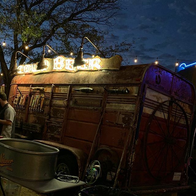 jennieblockdfw's tweet photo. My secret photography passion☀️.🙋‍♀️@truckyardthecolony .
.
.
#truckyarddallas #truckyardthecolony #instaphoto #instafamous #instainfluencer #dfwrealtor #friscotx #community https://t.co/76s82N0sMy https://t.co/l6DS97zPU0