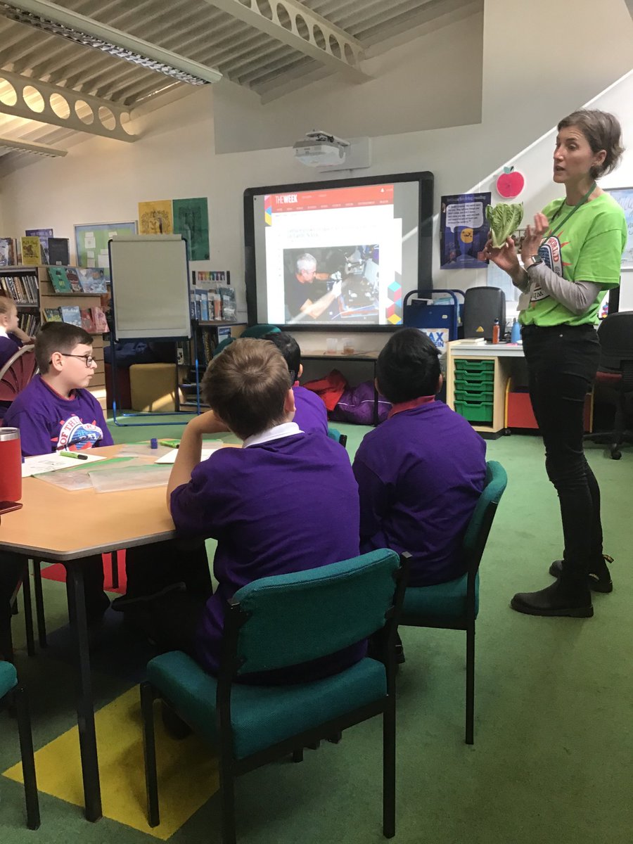 JScience_WHS's tweet photo. Thank you to the pupils and staff from ⁦@Juniors_WHS⁩ ⁦@WimbledonHigh⁩ and West Wimbledon Primary for making our Out of this World Space Day awesome! Fabulous to spend a day with the space scientists of the future 🪐🚀#BSW2020 #ScienceWeekWHS ⁦@Partnership_WHS⁩ https://t.co/kL42DqnhiS