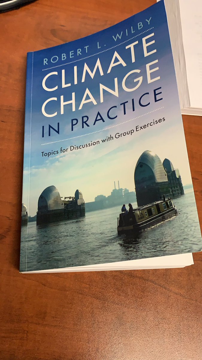 Hydro_Climate's tweet photo. Thinking about climate risk assessment in practice? You can make the invisible visible (mapping climate risks) by reading the textbook below. #ClimateChangePractice https://t.co/Lz1Sudfr1O