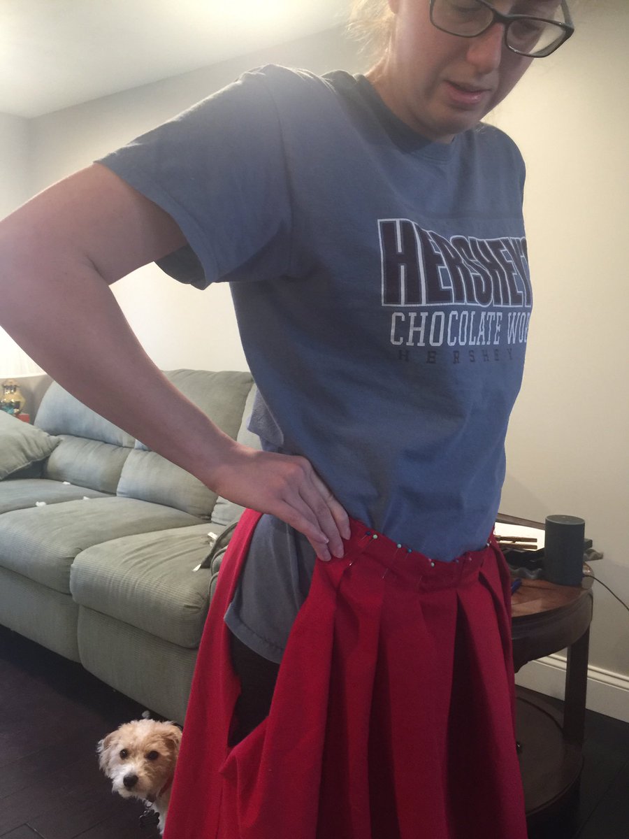 PghSakura's tweet photo. The pleats were being made on my Hakama pants yesterday! Then today I’m styling the bangs on my wig since I have to go in early. Three weeks to go! #tekko2020 #erzascarlet #newcosplay #fairytale https://t.co/ZbgAPbJyCg