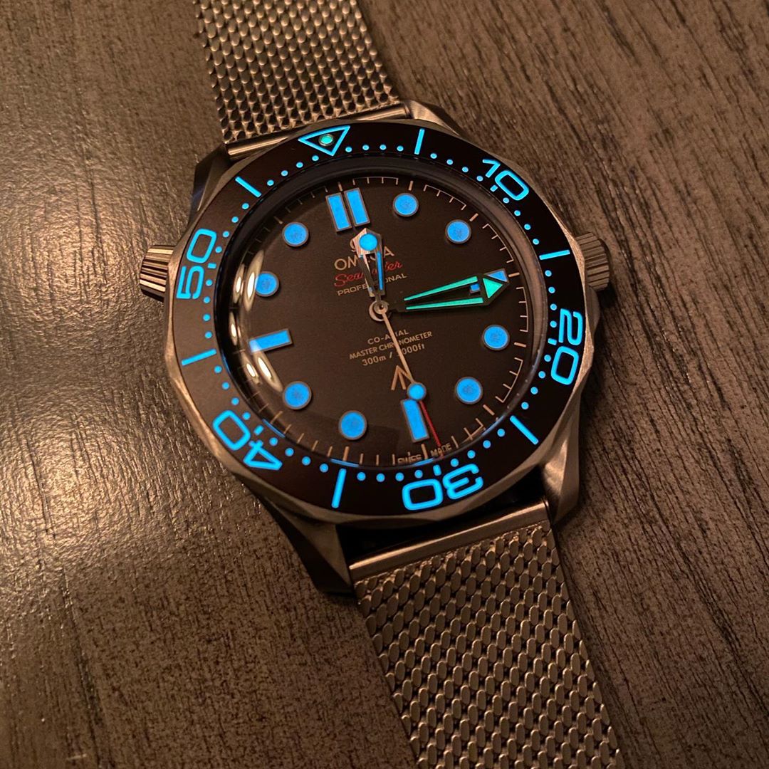 Springhouse On Twitter Jamesbond Bond25 Notimetodie Bondjamesbond Behindthescenes Filmproduction Omega Omega007 Bondwatch Sponsorship Productplacement Need A New Watch May We Recommend You The New Omega Seamaster Diver 300m 007 Edition