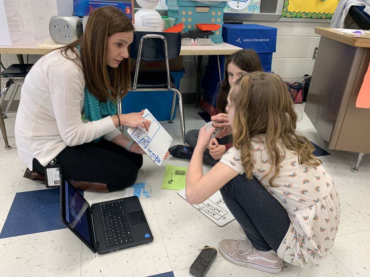 stephaniefitler's tweet photo. Using #flipgrid to explain math thinking 💭 Way to go #SFmathrams #SF learns https://t.co/81JW9Mb7Ys