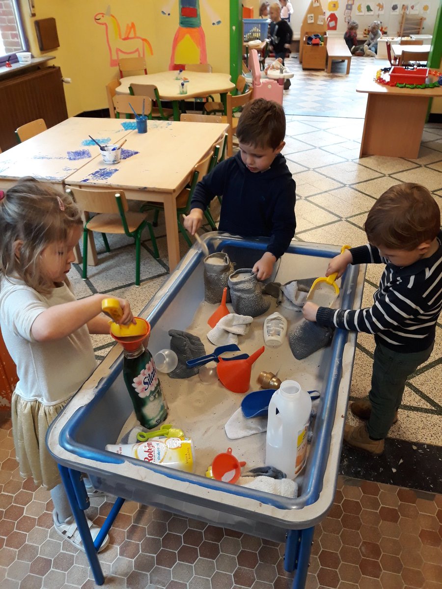 Washandjes en zeepflessen vullen met zand #Trapleerke