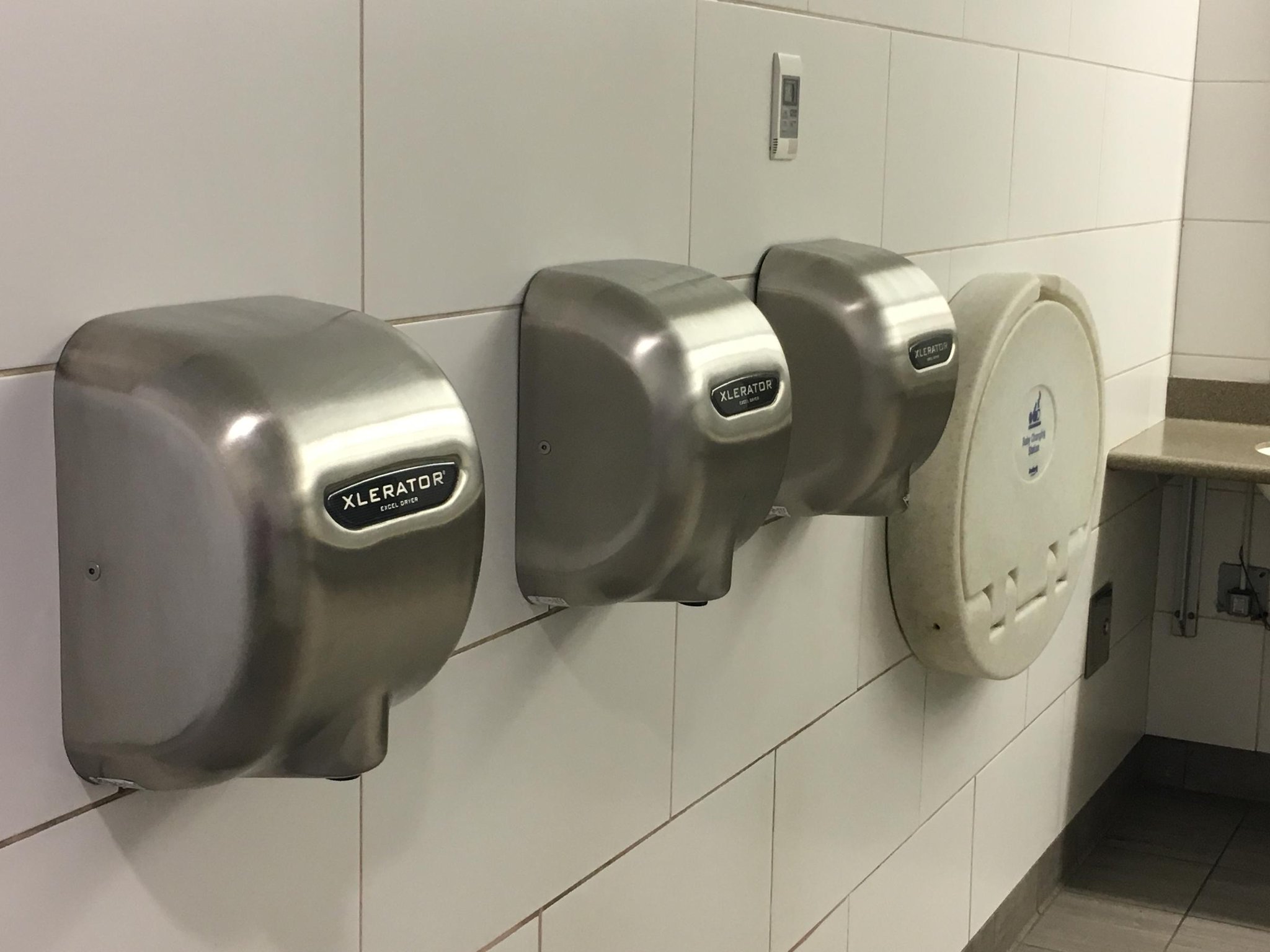 Gunter Ollmann on Twitter "Restroom handdryers surely can't be a good