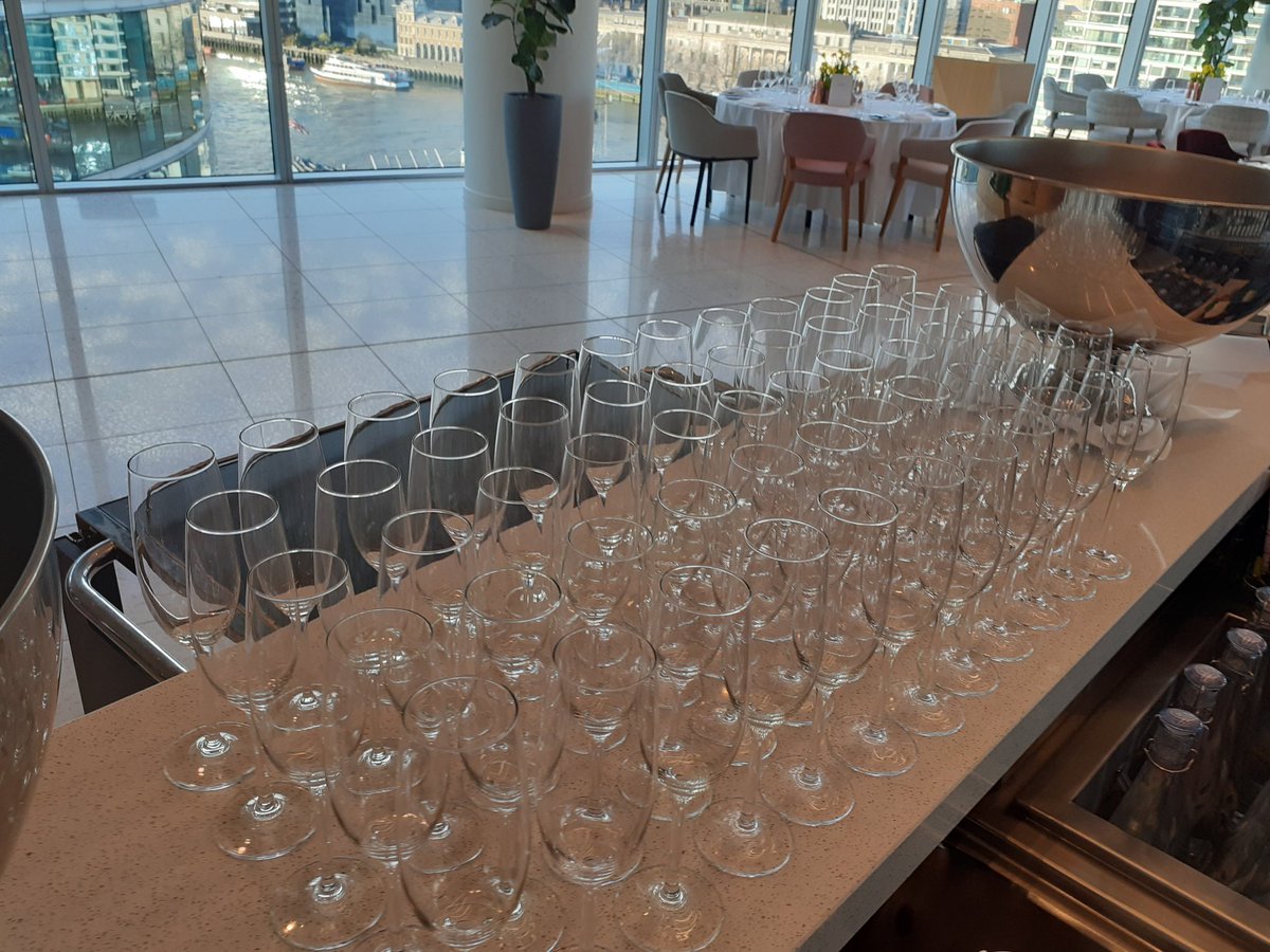 Ivan K 💜💙 tweet media