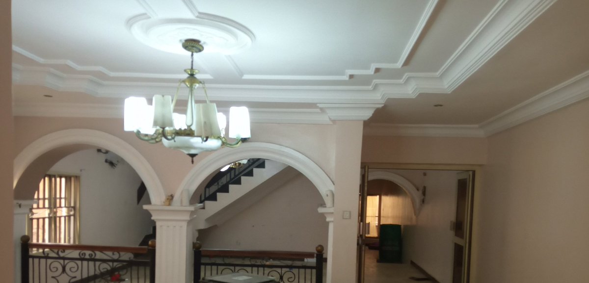Oluadegbamy's tweet photo. TO LET!!!

5Bedroom Semi Detached Duplex with Mini Flat  Pent house + 1room BQ in a Serene Estate in Magodo Phase One GRA.

Price- 2.5Million https://t.co/TNeKaiUvYW