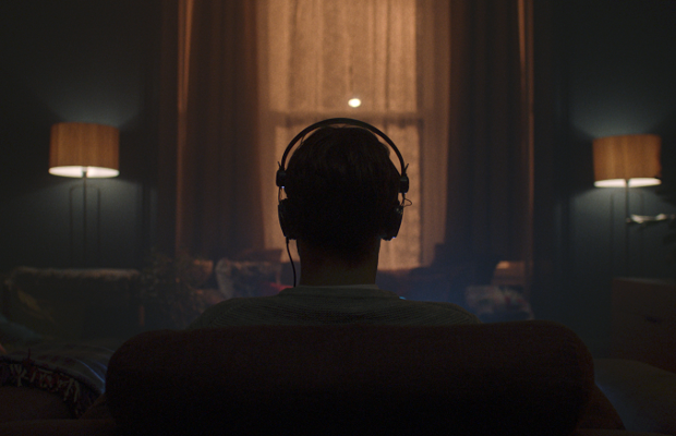 .@hellohoipolloi director Chris Fowles directs a claustrophobic look at online child abuse for The Lucy Faithful Foundation. bit.ly/33bVFQI