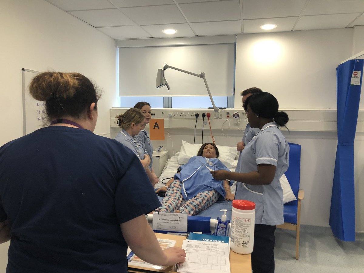 UoP_Nursing's tweet photo. Well done BN5 - Acute Care Across Care Settings. Learning and responding to infection control scenarios #handwashing #UVlightbox @UoP_Nursing @UoP_SHCP https://t.co/FsDC3if0bM