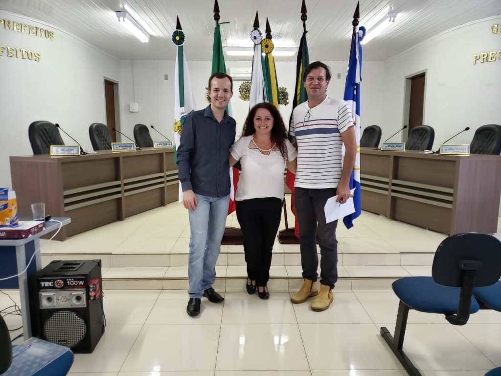 CCSAFoz's tweet photo. Oficina de Cerimonial e Protocolo realizada no Município de Mato Rico-PR https://t.co/55WjOKihxS https://t.co/qJMEIB18Gt