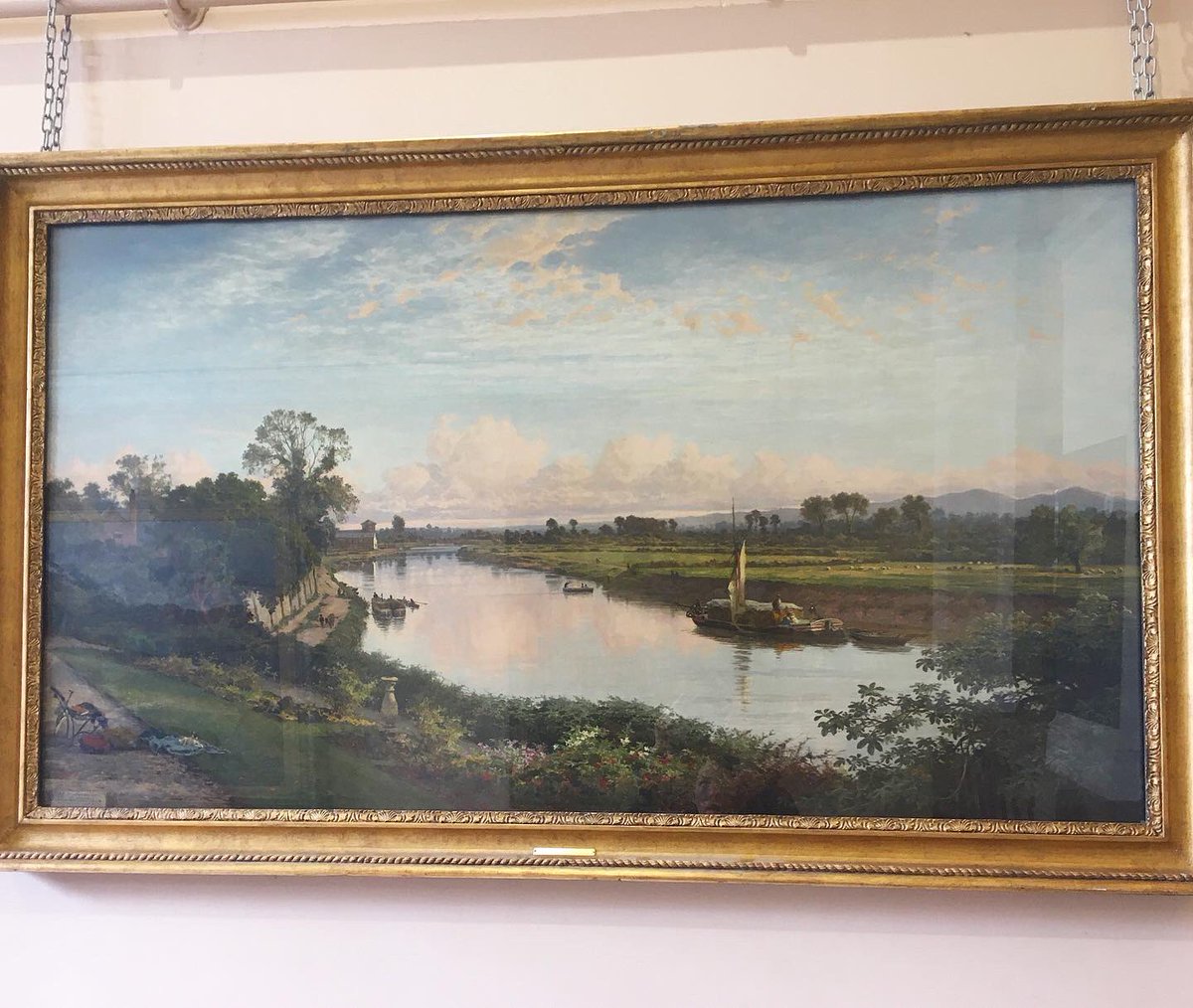Glance up on your next visit to the Art Gallery 🖼
A gallery fave, Smooth Severn Stream by #worcester artist Leader was rehung yesterday in preparation for our #museumshop opening next month! Lots of Smooth Severn #merch will be available - watch this space!
#worcestershirehour