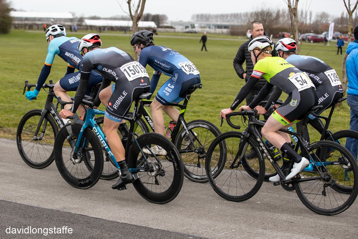 Longstaffemedia's tweet image. The Eddie Soens Cycle Race organised by @bicyclelounge Ormskirk was a huge success and the @RibbleCycles team took the win on a very windy day. The new Canon EOS R performed perfect with EF 70-200 F2.8 L or the New RF 24-105 L #Canon @CanonUKandIE #ProPhoto #CanonPro #EOSR #UK