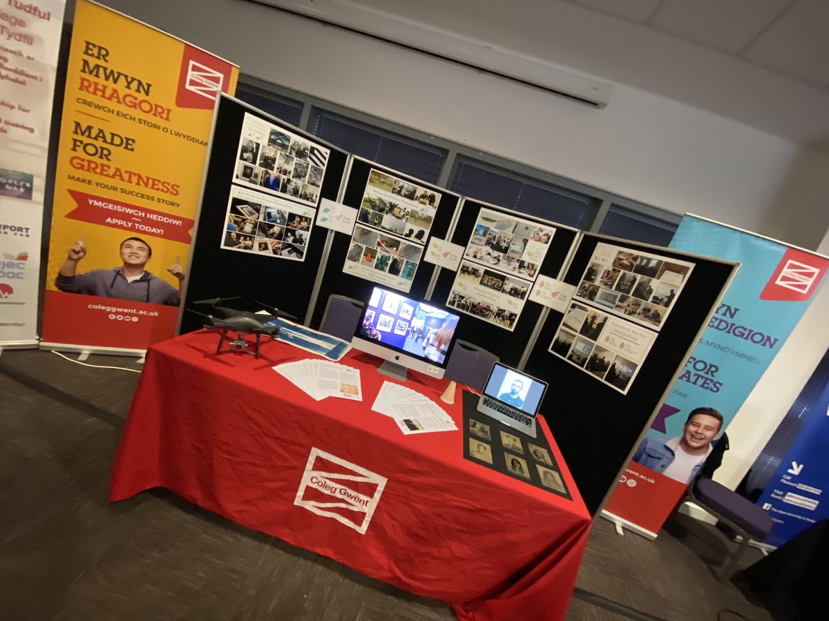 peter_britton_'s tweet photo. @coleggwent at @SIProgramme PIE conference today. #PIEconf #SIP #coleggwent #creative #design #semiconductor https://t.co/Yf0AuvpTng