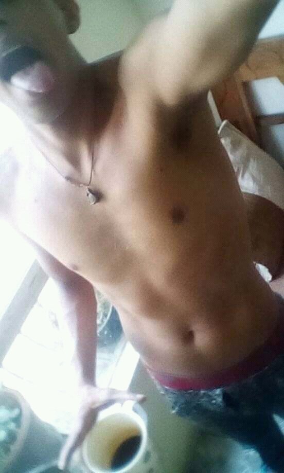 SAngellod's tweet photo. Buenos días #Caracas #Boy #Sex bueno hoy toca levantar al nene y salir a trabajar 👮 https://t.co/oGnwlkmcVi