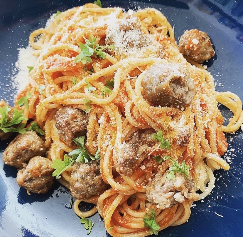 sguetg's tweet photo. Quick Sausage Meatballs w Classic Tomato Spag๐จโ๐ณ๐๐ป๐ค๐ป #Cooking #Food #ItalianFood - Buonappetito https://t.co/4L6DwexN8P