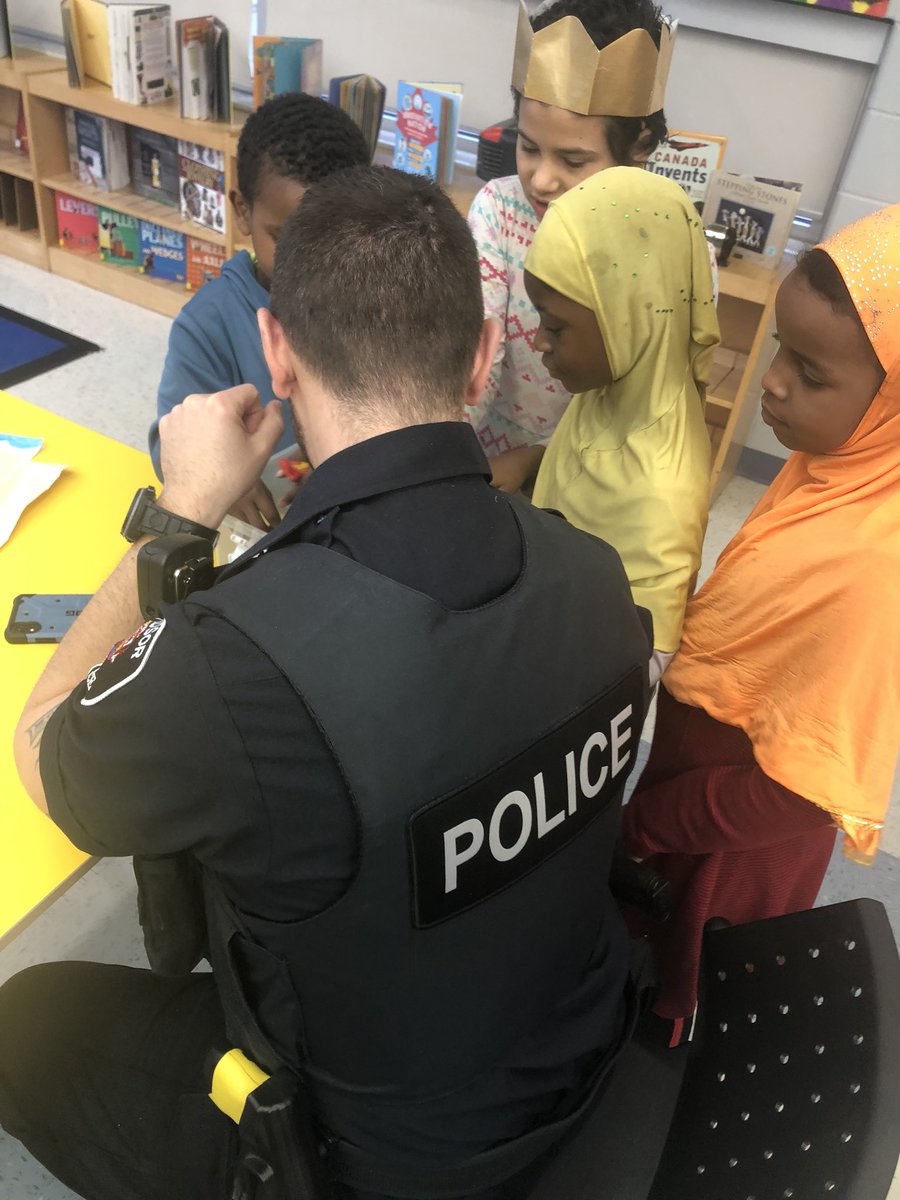 AndreaMaziak's tweet photo. How lucky are our @BegleyBroncos1 , to have @WindsorPolice friends to build, learn and grow with? This is the best part of our week! https://t.co/VUsOtLt003