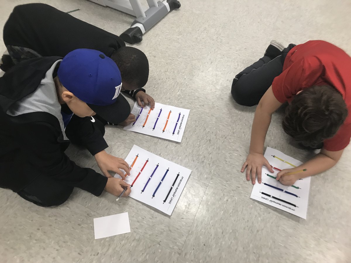 Inspired_Bailey's tweet photo. Add a bead & pipe cleaners to create equivalent fractions. #MakeMathFun #AwesomeLearning @DillardAcademy https://t.co/ybwkonzHLD