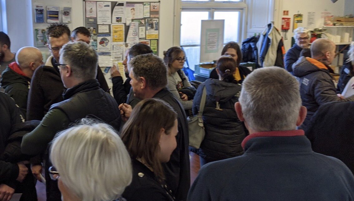 eastdevon's tweet photo. Tomorrow (and next Thurs 19 March) #Axminster #Job club will have more support providers to help people looking for employment:
9-12 at Pippins, Lyme Rd, Axminster EX13 5AZ
#flybefamily #flybe #redundancy #jobs #jobhunting #Devonjobs #Honiton #Seaton #Colyton https://t.co/soUr6yyqjX