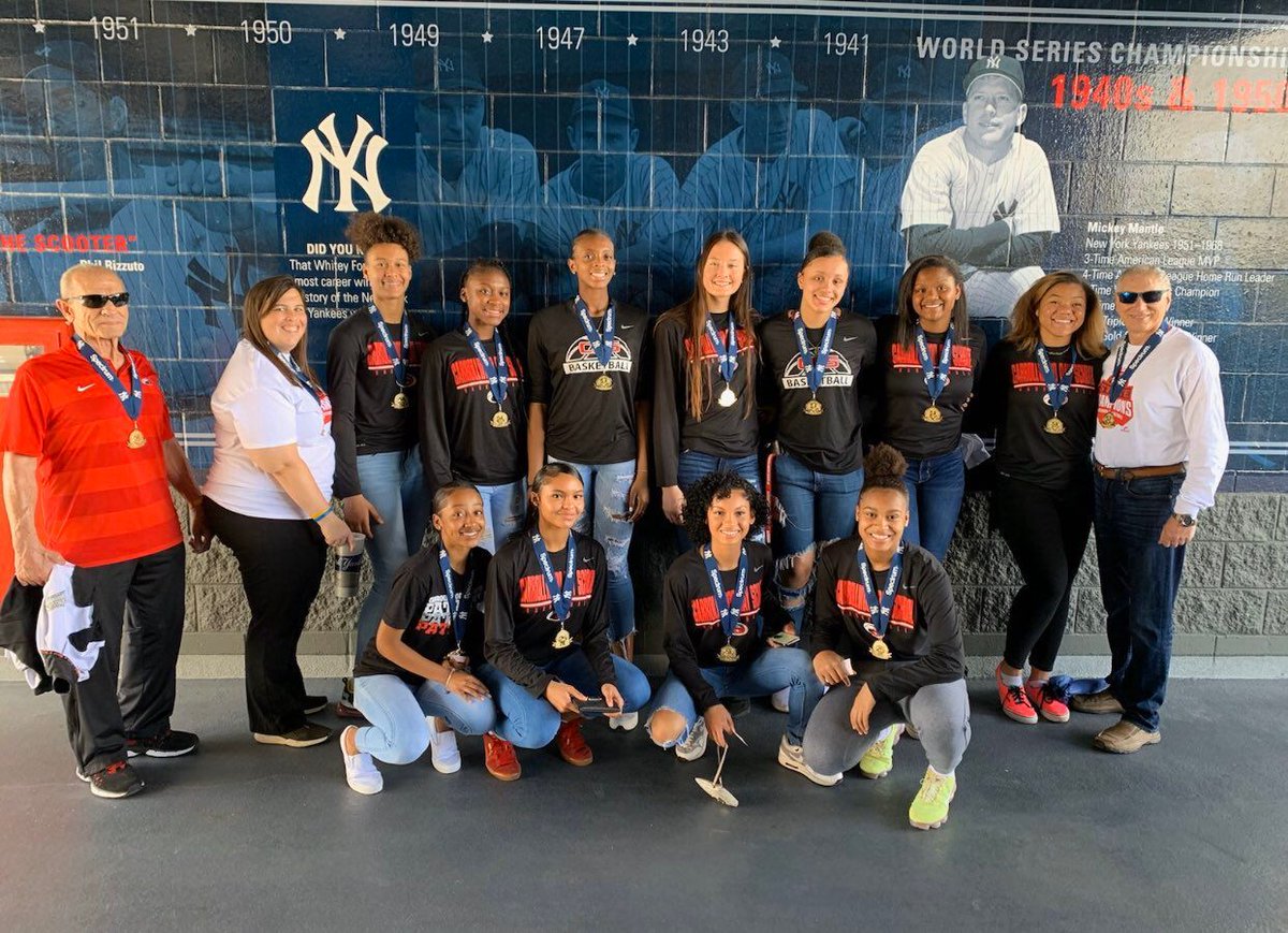 CarrollwoodDay's tweet photo. Thank you to the @Yankees for honoring Carrollwood Day School Lady Patriots Girls Basketball on their FHSAA-3A State Championship. Way to go girls, well deserved! #WeAreCDS #CDSGBasketball https://t.co/m7Z9bPjHdr