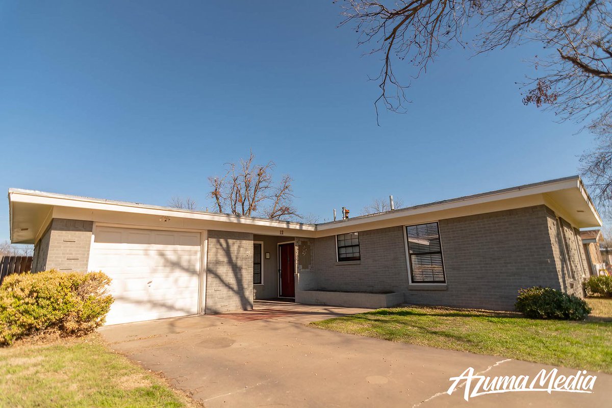 NextHomeLegends's tweet photo. Check out this College Hills neighborhood home. You can see the full listing for 12 Claire Drive at https://t.co/euPdMHIWNp https://t.co/uXS5oWeaub