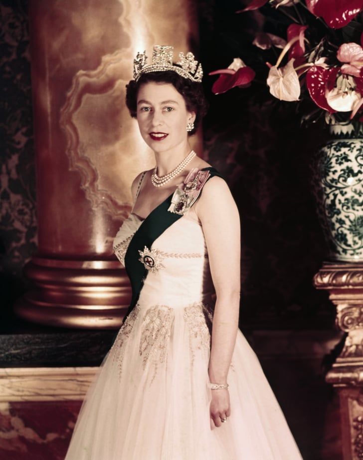 k5bradbury's tweet photo. "When life seems hard, the courageous do not lie down and accept defeat; instead, they are all the more determined to struggle for a better future" -Queen Elizabeth II #womenshistorymonth #womencrushwednesday #makehistorytoday https://t.co/Pnrn1MNU7Z